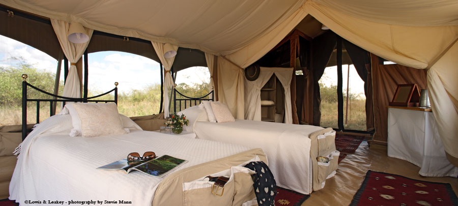 Lowis & Leakey private mobile camp